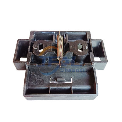 Замок передней радиаторной маски Assy 810W61140-6006 для запасных частей SITRAK HOWO C7H T5G